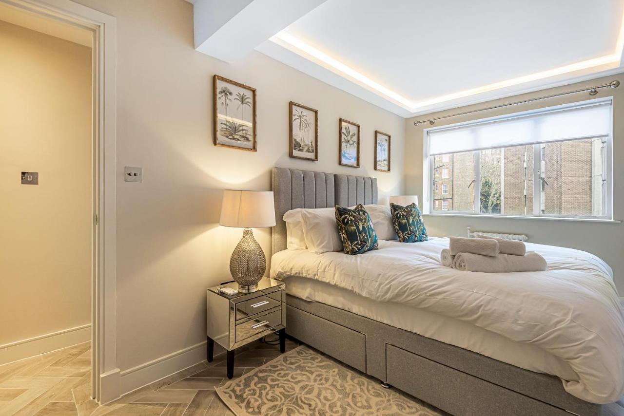 Stunning 2Bd 2Bth Private Balcony View Of Harrods With Ac London Exterior photo